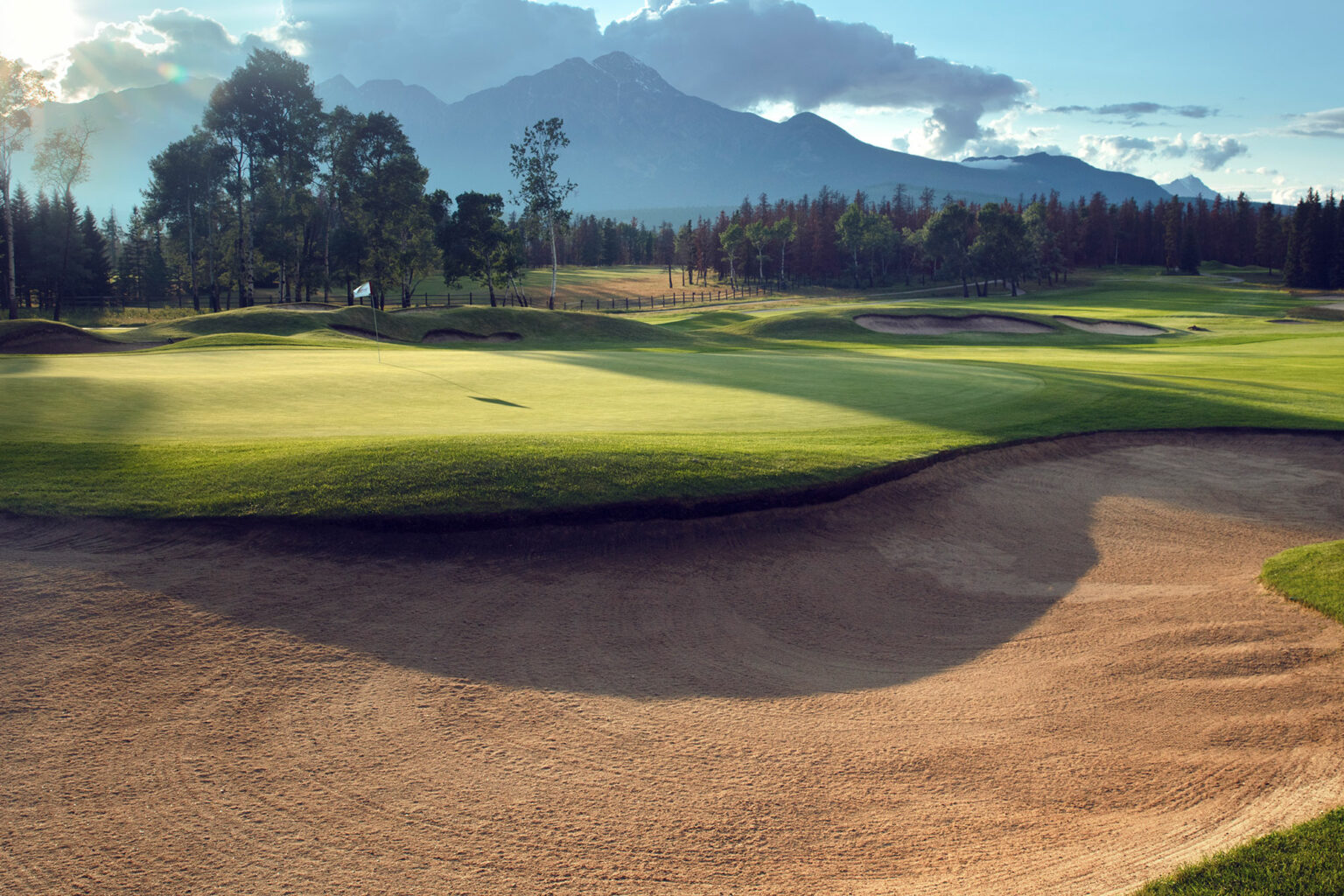 Championship Golf Course Design Stanley Thompson This Is Canada