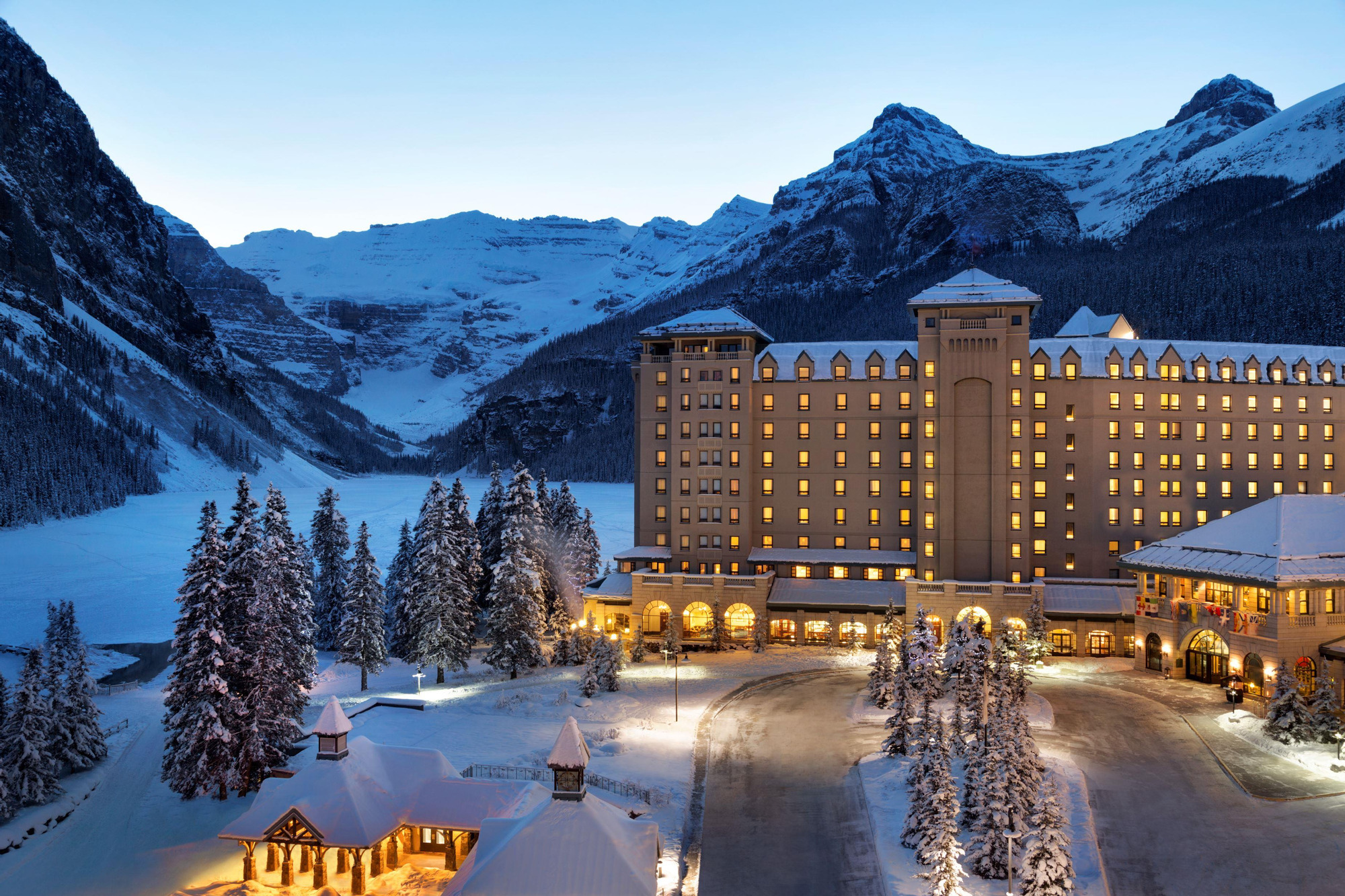 Winter vacation at Fairmont Lake Louise.